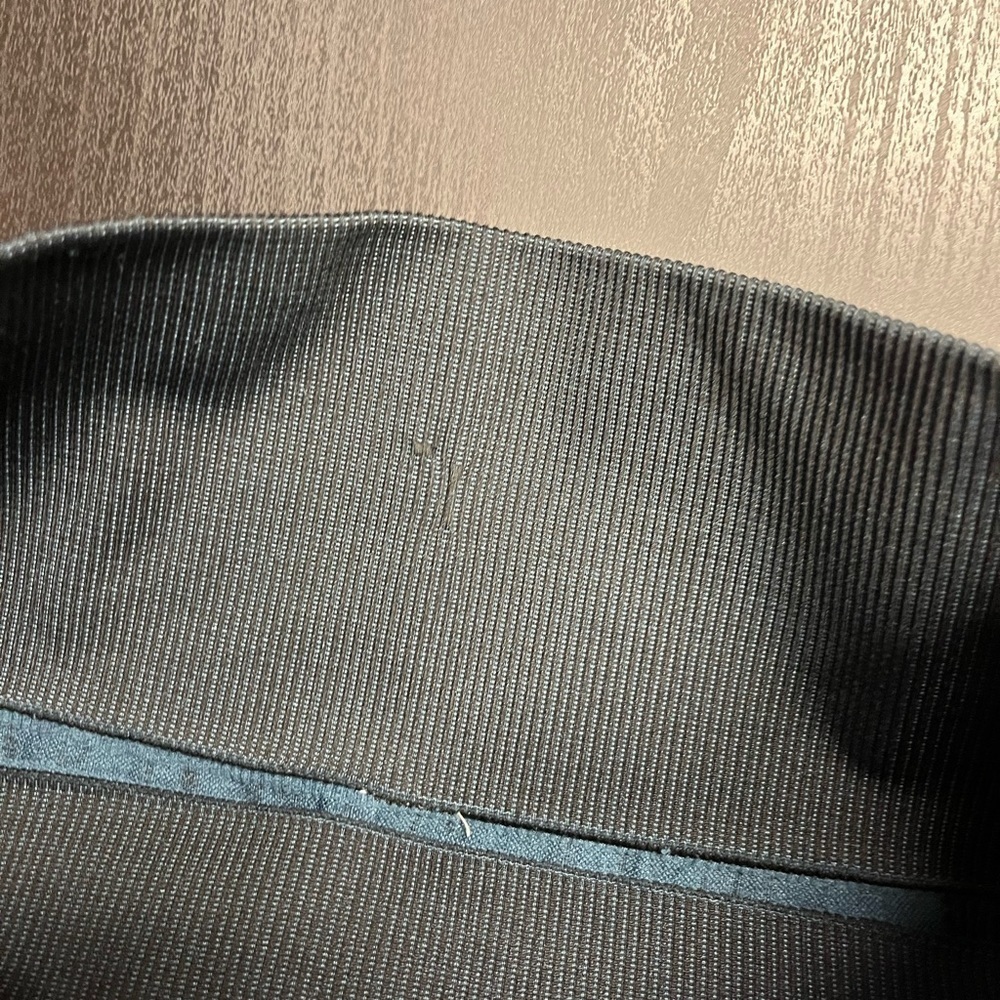 Lululemon Sculpt Short - Sz 4 - Picture 3 of 4